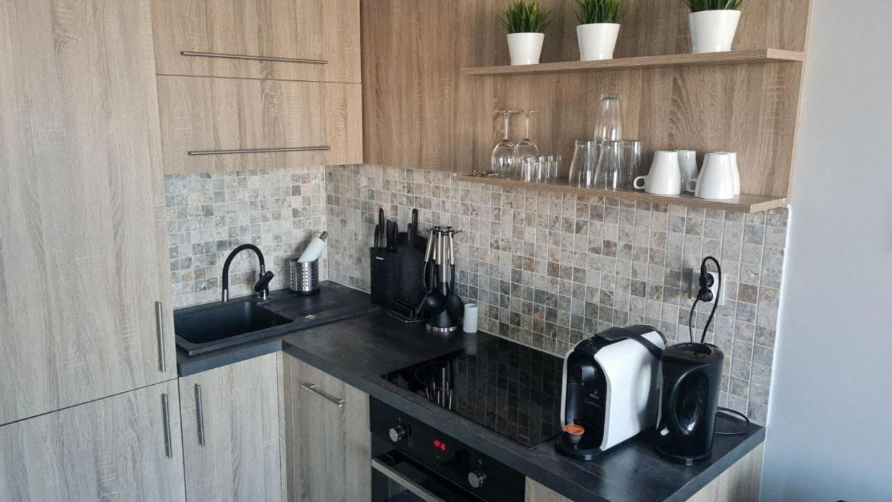 Prestige Aparthotel Centrum Nautica 슈체친 외부 사진
