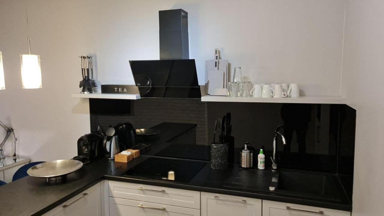 Prestige Aparthotel Centrum Nautica 슈체친 외부 사진