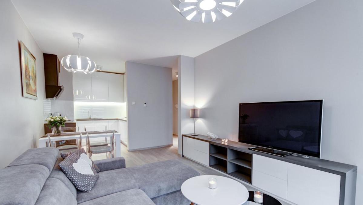 Prestige Aparthotel Centrum Nautica 슈체친 외부 사진
