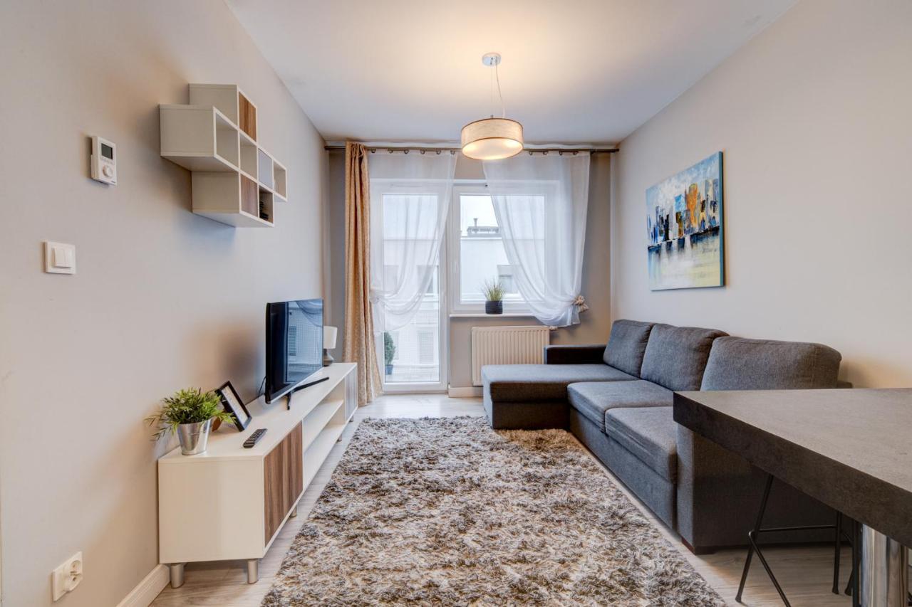 Prestige Aparthotel Centrum Nautica 슈체친 외부 사진