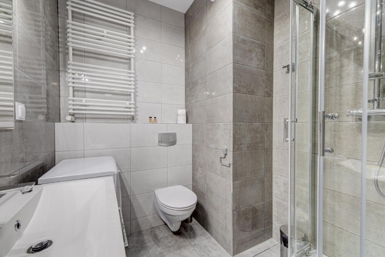 Prestige Aparthotel Centrum Nautica 슈체친 외부 사진