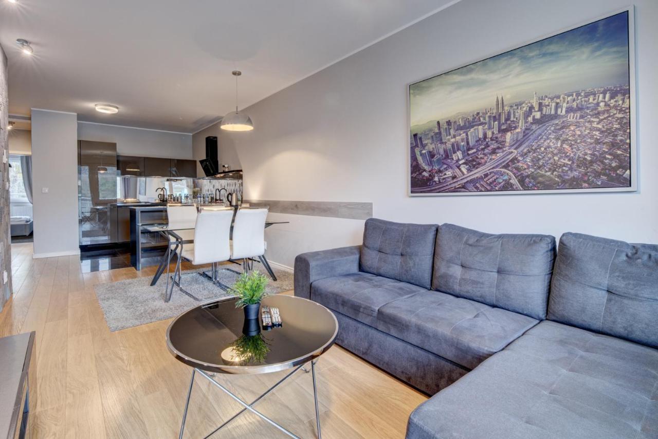 Prestige Aparthotel Centrum Nautica 슈체친 외부 사진